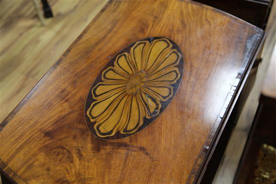 A George III mahogany and rosewood crossbanded butterfly wing Pembroke table, W.2ft 4in.